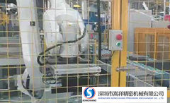 數控車（chē）床機器人與數控設備的組合（hé）加工特（tè）點